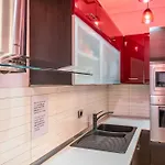 Apartmán Center With Balcony View, 2br, Sleeps 5 Shkodër