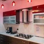 Center With Balcony View, 2br, Sleeps 5 شقة شكودر