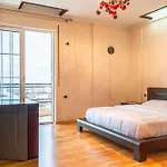 Apartmán Center With Balcony View, 2br, Sleeps 5 *