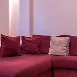 Center With Balcony View, 2br, Sleeps 5 شكودر
