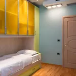 شقة Center With Balcony View, 2br, Sleeps 5 شكودر