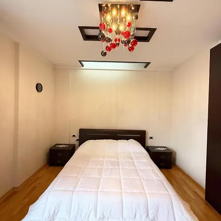 1 Min To Center With Panoramic View * Shkodër