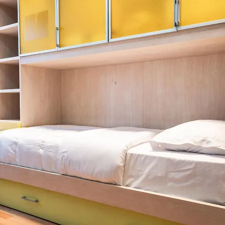 Apartamento Center With Balcony View, 2br, Sleeps 5 *