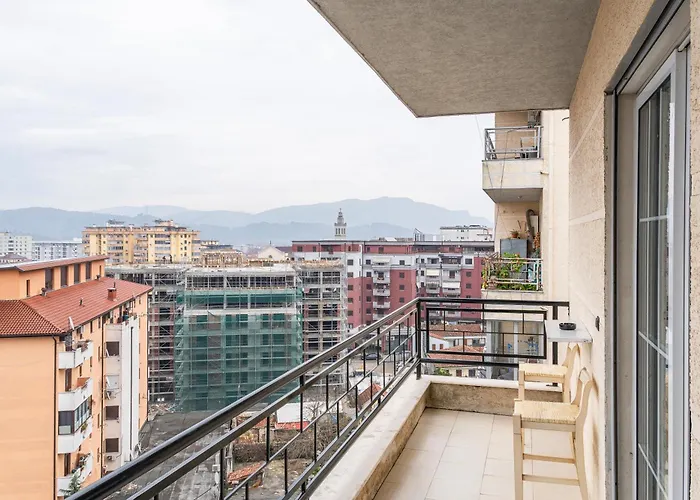 1 Min To Center, Spacious Family With Amazing View Apartment