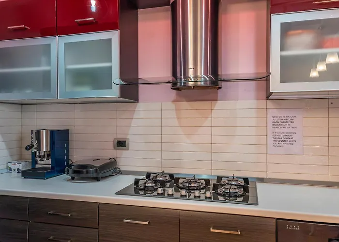 Apartment 1 Min To Center, Spacious Family With Amazing View *
